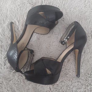 MUST GO! Sexy Aldo Strappy Heels